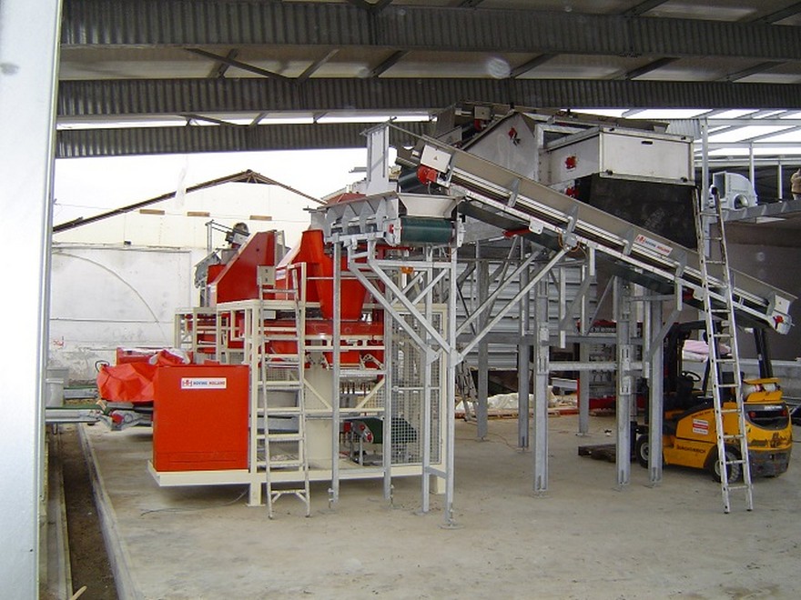 Bag filling machine