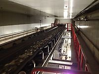 Fixed central conveyor 