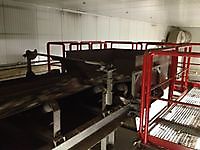 Fixed central conveyor